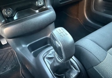 Citroen C4 Cactus Crossover 1.2 PureTech 82KM 2017 Citroen C4 Cactus 1 wlasciciel, niski potwierdzony przebieg, ladny niebies, zdjęcie 16