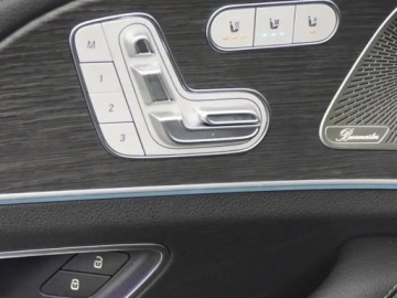 Mercedes GLE V167 SUV Facelifting 3.0 450d 367KM 2025 MERCEDES-BENZ GLE 450 d 4-Matic AMG Line 3.0 (367KM) 2025, zdjęcie 12