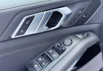 BMW X5 G05 SUV Facelifting 3.0 30d 298KM 2025 BMW X5 I wlasciciel M Pro Hak Gwarancja Bezwypadkowy FVAT23, zdjęcie 25