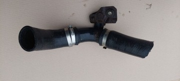 PEUGEOT 4007 - TRUBKA PŘÍVOD INTERCOOLER