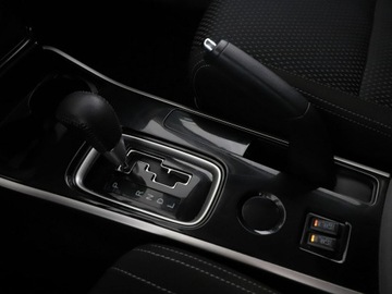 Mitsubishi Outlander III SUV Facelifting 2017 2.0 150KM 2017 Mitsubishi Outlander automat tempomat grzane, zdjęcie 26