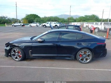 Kia Stinger 2018 Kia Stinger Gt1 2018 3.3 Benzyna 365KM, zdjęcie 2