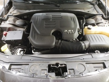 Chrysler 300C II 2019 Chrysler 300 Touring 2019 3.6l 3.6 Benzyna 292KM, zdjęcie 6