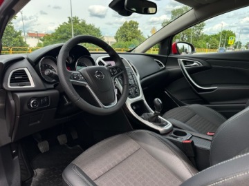 Opel Astra J Hatchback 5d 1.4 Turbo ECOTEC 140KM 2011 OPEL ASTRA J GTC 1.4 T SPORT - tempomat - ambiente - klimatronik, zdjęcie 6
