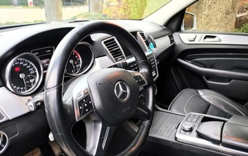 Mercedes Klasa M W166 Off-roader 350 BlueTEC 4MATIC 258KM 2012 Mercedes-Benz ML 350 BlueTEC 4MATIC 7G-TRONIC 350, zdjęcie 4