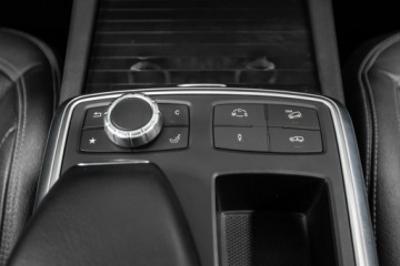 Mercedes Klasa GL X166 2016 Mercedes GL 63 AMG 557 KM. Tylko 45 000 km!, zdjęcie 35