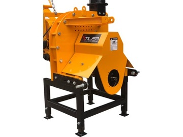 ТРАКТОРНЫЙ ДИСКОВЫЙ ИЗМЕЛЬЧИТЕЛЬ ДЛЯ ДЕРЕВЯННЫХ ВЕТОК АВТОМАТИЧЕСКАЯ ПОДАЧА КОЛЕКА 16 СМ ВОМ 20 Л.С.