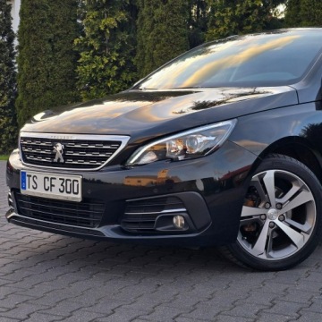 Peugeot 308 II SW Facelifting 1.2 PureTech 130KM 2019 Peugeot 308 T9 1.2 Benzyna PureTech 130 S&amp;S, zdjęcie 5
