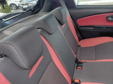 Toyota Yaris IV 2019 Toyota Yaris Hybryda Automat Kamera Radar Asystent 1.5 Hybryda 75KM, zdjęcie 17