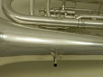 Tuba Bb Besson England New Standard Po przeglądzie technicznym DR23-125