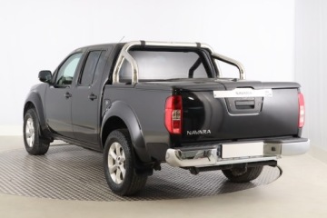 Nissan Navara IV 2015 Nissan Navara 2.5 DCi, 4X4, Klima, zdjęcie 3