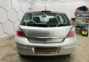 Opel Astra H Cabrio 1.6 ECOTEC 115KM 2006 Opel Astra 1.6 benzyna 1 wlasciciel Serwisowany 1.6 Benzyna 115KM, zdjęcie 5