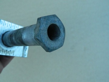 OŚKA KOŁA TYŁ YAMAHA TTR 600 TT600R 5CH