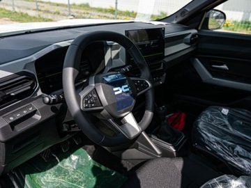 Dacia Bigster 1.2 TCe 140KM 2025 Od ręki - Essential LPG 1.2 TCe mHEV 140KM, zdjęcie 4