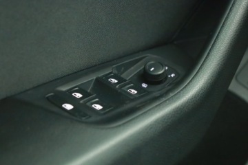 Volkswagen Passat B8 Variant Facelifting 2.0 TDI SCR 150KM 2021 VW Passat 2.0 TDI, Salon Polska, 1. Właściciel, zdjęcie 13