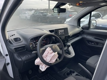 Citroen Berlingo III Osobowy M 1.2 PureTech 110KM 2021 Citroen Berlingo Klima. Tempomat Czujniki park., zdjęcie 7