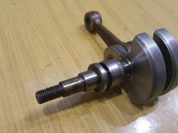 ШАТУН КОЛЕНВАЛА OLEO-MAC 244 F