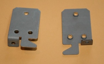 Крепление корпуса плиты Truma S3002 S5002 Правое