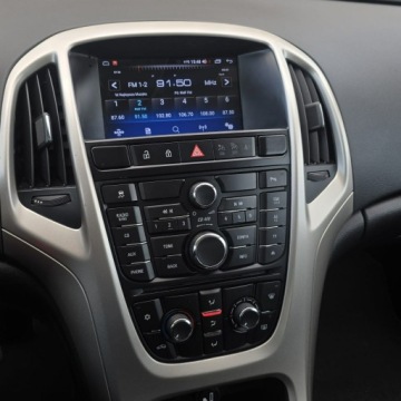 Opel Astra J GTC 1.4 100KM 2013 Opel Astra J 1.4 100KM Selection Manual, zdjęcie 35