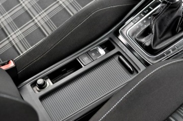 Volkswagen Golf VII GTD 5d 2.0 TDI-CR BlueMotion Technology 184KM 2015 Volkswagen Golf 2.0 184KM GTD DSG Navi Kamera, zdjęcie 15