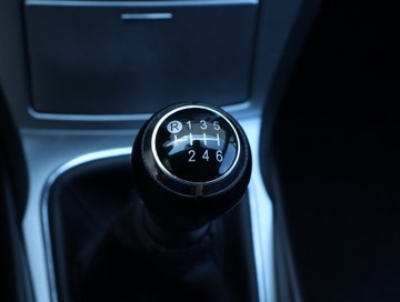 Toyota Avensis III Wagon Facelifting 2.0 D-4D 124KM 2012 Toyota Avensis 2.0 D-4D, Klima, Klimatronic, zdjęcie 15