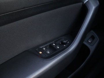 Volkswagen Passat B8 Variant Facelifting 2.0 TSI 190KM 2022 VW Passat 2.0 TSI, Salon Polska, 1. Właściciel, zdjęcie 17