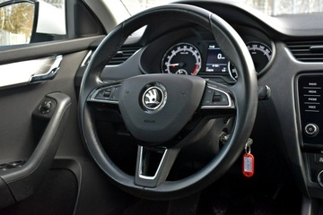 Skoda Octavia III Kombi Facelifting 2.0 TDI 150KM 2020 Škoda Octavia Skoda Octavia Bezwypadkowy / Salon, zdjęcie 17