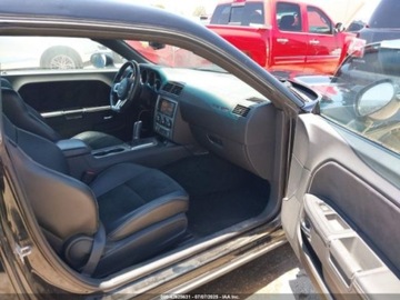 Dodge Challenger III 2014 Dodge Challenger Srt 8 6.4 Benzyna 470KM, zdjęcie 9