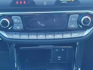 Hyundai i30 III 2025 HYUNDAI i30 1.5 T-GDI 48V N-Line DCT Sedan 140KM 2025, zdjęcie 7