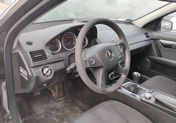 Mercedes Klasa C W204 Limuzyna 1.8 180 K 156KM 2008 Mercedes-Benz Klasa C 11.2008. 1.8 Benzyna. Uszkodzony przod. Jezdzi. 1.8, zdjęcie 10