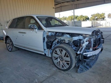 Rolls-Royce 2025 Rolls-Royce Cullinan 2025 6.8 Benzyna 563KM, zdjęcie 4