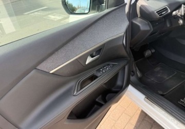 Peugeot 3008 II Crossover 1.5 BlueHDI 130KM 2019 Peugeot 3008 1.5Hdi AUTOMAT NAVI Full led Salon PL 1.5 Diesel 130KM, zdjęcie 13