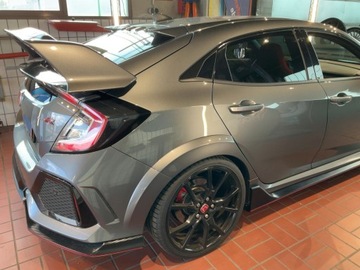 Honda Civic X Hatchback 5d Type R  2.0 i-VTEC Turbo 320KM 2019 Honda Civic 2.0 VTEC Type-R GT, zdjęcie 9