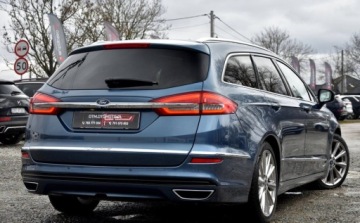 Ford Mondeo V Kombi 2.0 TDCi 180KM 2019 Ford Mondeo VIGNALE FUL LED skora grzane fotele navi. Idealny 2.0 Diesel, zdjęcie 8