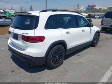 Mercedes GLB 2023 Mercedes-Benz GLB 35 AMG 4Matic 2023 2.0l 2.0 Benzyna 302KM, zdjęcie 5