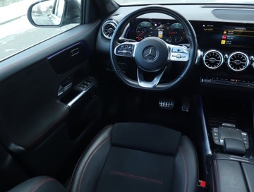 Mercedes GLB SUV 2.0 220d 190KM 2022 Mercedes GLB GLB 220 d 4MATIC, Salon Polska, zdjęcie 6