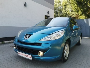 Peugeot 207 Hatchback 5d 1.4 16V 88KM 2006 Peugeot 207 1,4 16v B 88KM Klimatr Navi Solar ALU