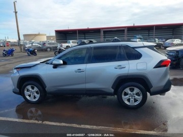 Toyota 2020 Toyota RAV4 2020r., XLE, od ubezpieczalni 2.5 Benzyna 203KM, zdjęcie 3