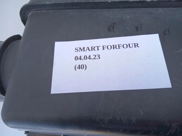 POUZDRO FILTRU VZDUCHU SMART FORFOUR MITSUBISHI