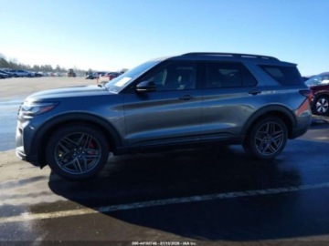 Ford Explorer VI 2025 Ford Explorer st, 2025r., 4x4, 3.0L 3.0 Benzyna 400KM, zdjęcie 5