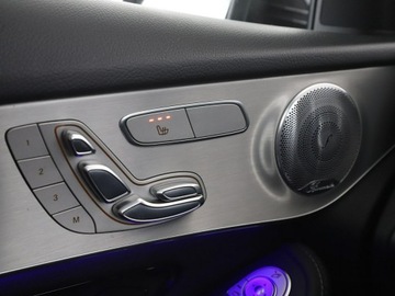 Mercedes GLC C253 2020 Mercedes GLC 300 FV23% PHEV 300e 4matic skóra, zdjęcie 39
