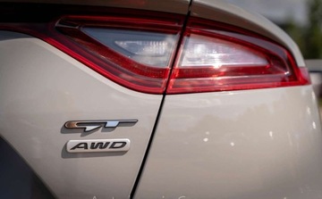Kia Stinger Liftback 3.3 T-GDi 366KM 2018 Kia Stinger Kia Stinger 3.3T - GDI V6 GT AWD 3.3 Benzyna 366KM, zdjęcie 9