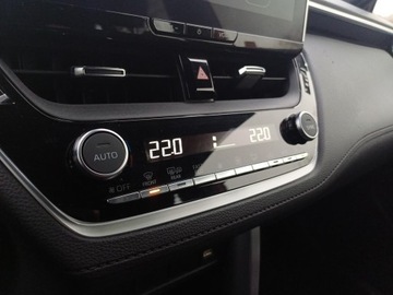 Toyota Corolla Cross 2022 Toyota Corolla Cross 2.0 Hybrid Comfort 2.0 Hybrid, zdjęcie 24