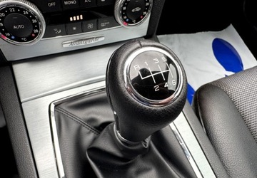 Mercedes Klasa C W204 Limuzyna 1.8 180 K 156KM 2010 Mercedes-Benz Klasa C Parktronik przod tyl Podgrzewane fotele pol-skora el, zdjęcie 21