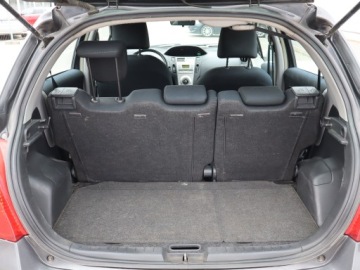 Toyota Yaris II Hatchback 5d 1.4 D-4D 90KM 2009 Toyota Yaris 1.4 D-4D, Klima, El. szyby, zdjęcie 13