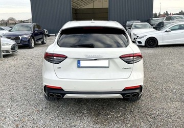 Maserati Levante 3.0 V6 GDI 350KM 2021 Maserati Levante 4X4 LEVANTE 3.0 BENZ 350 KM 2021r Warszawa 3.0 Benzyna, zdjęcie 11