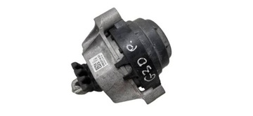BMW 5 G30 G31 ULOŽENÍ MOTORU PRAVÁ 6883514 2.0 520 D