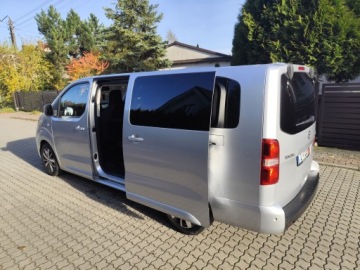 Toyota Proace II 2019 Toyota Proace Family Comfort 8-osobowa 1.5 Diesel 120KM 2019r, zdjęcie 5