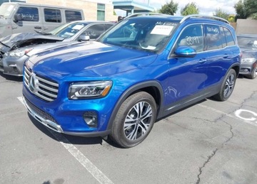 Mercedes GLB SUV 2.0 250 224KM 2024 Mercedes-Benz GLB 2024r., Glb 250 4matic, 2L, od ubezpieczalni 2.0 Benzyna, zdjęcie 2