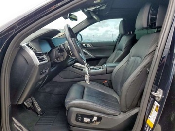 BMW X6 G06 2021 BMW X6 M50I 2021 4.4l 4.4 Benzyna 523KM, zdjęcie 7